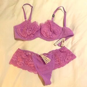 NWT VS Victoria’s Secret lingerie set. Medium/36C. Lace Demi bra.